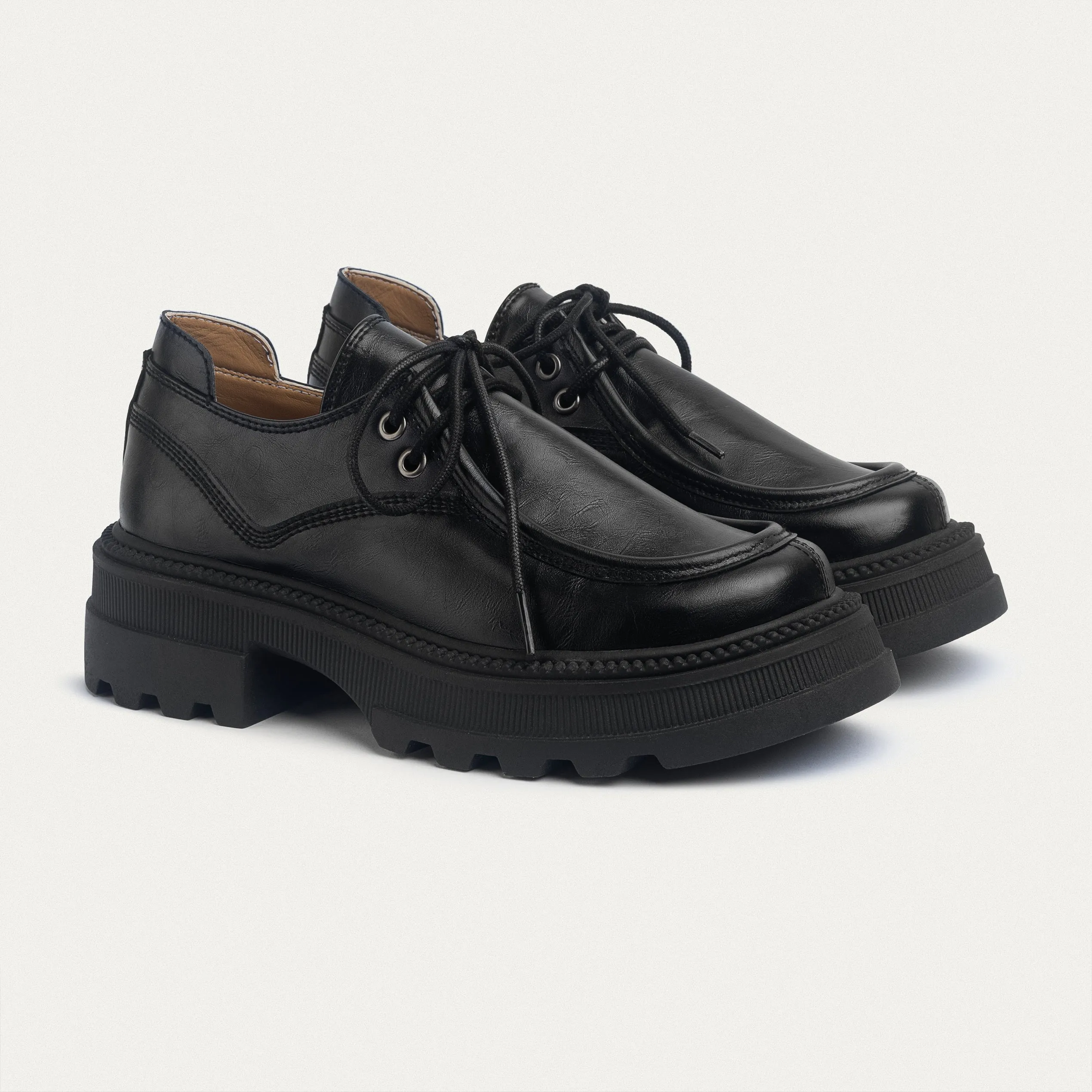 Achilles | Women Black Chunky Oxford Loafer with laces