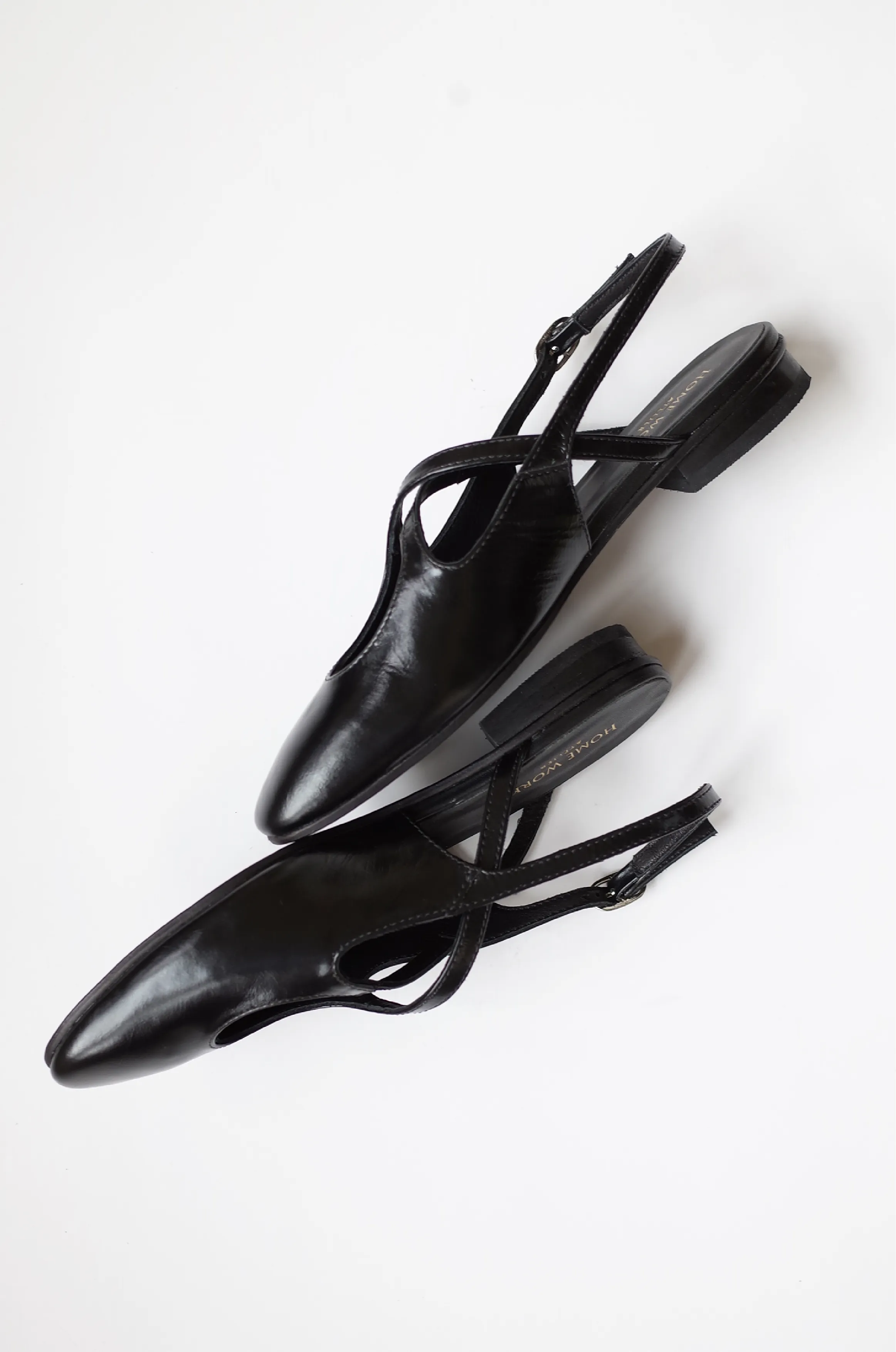 Craftsman Made Leather100% Elegant Cross Design Flats