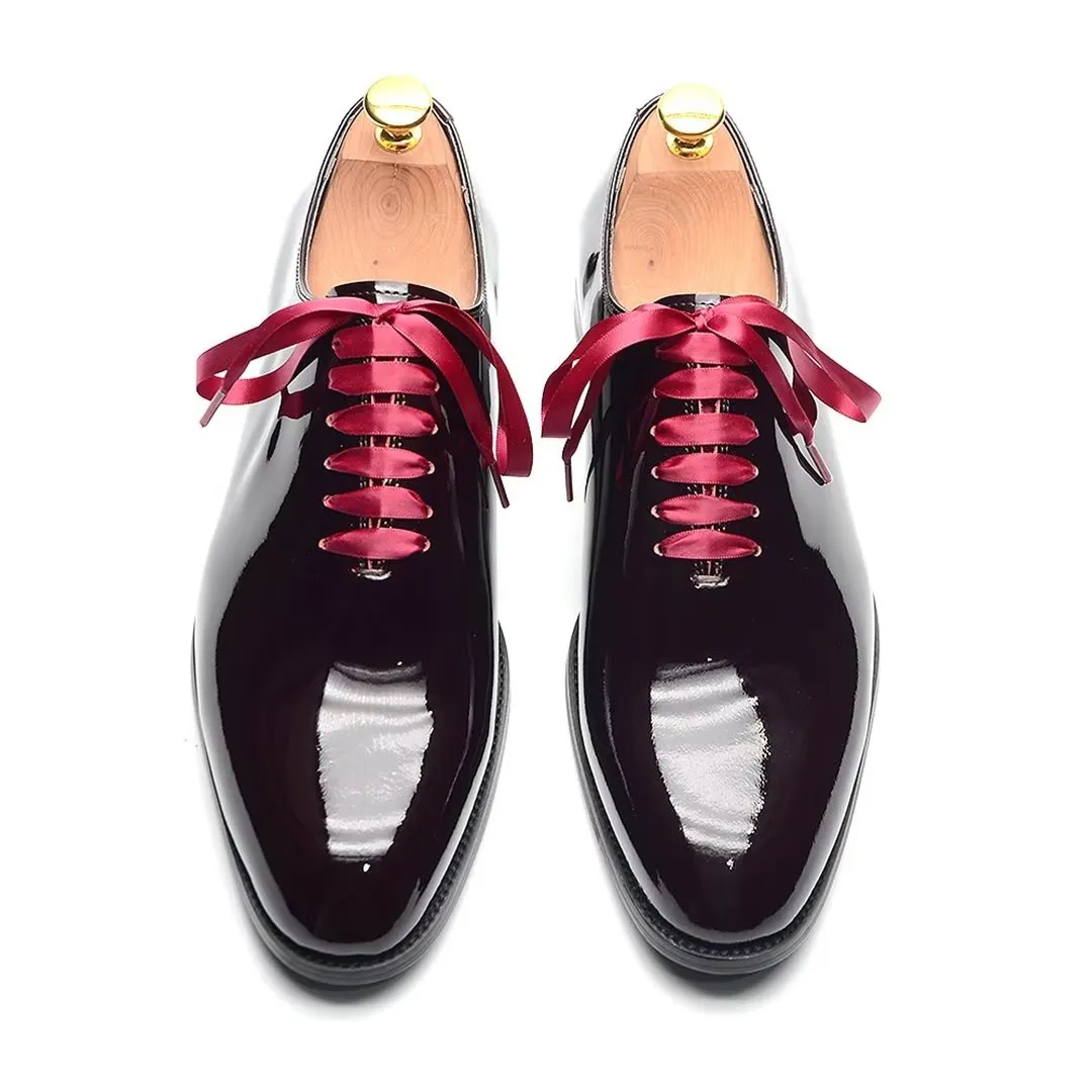 Diamoré Timeless Lace-Up Treasures