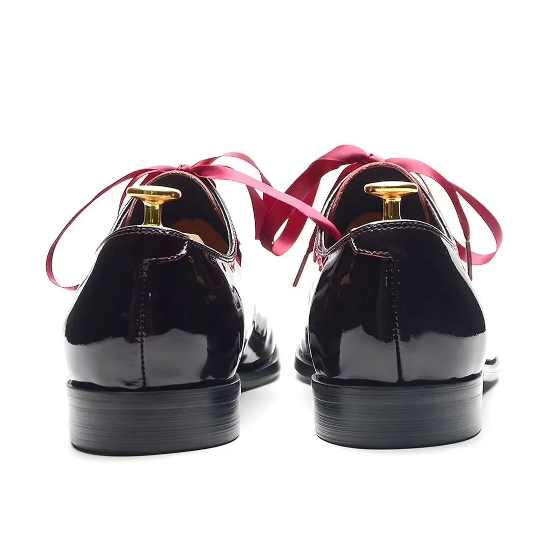 Diamoré Timeless Lace-Up Treasures