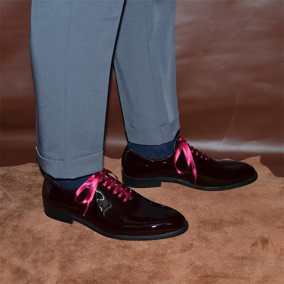 Diamoré Timeless Lace-Up Treasures