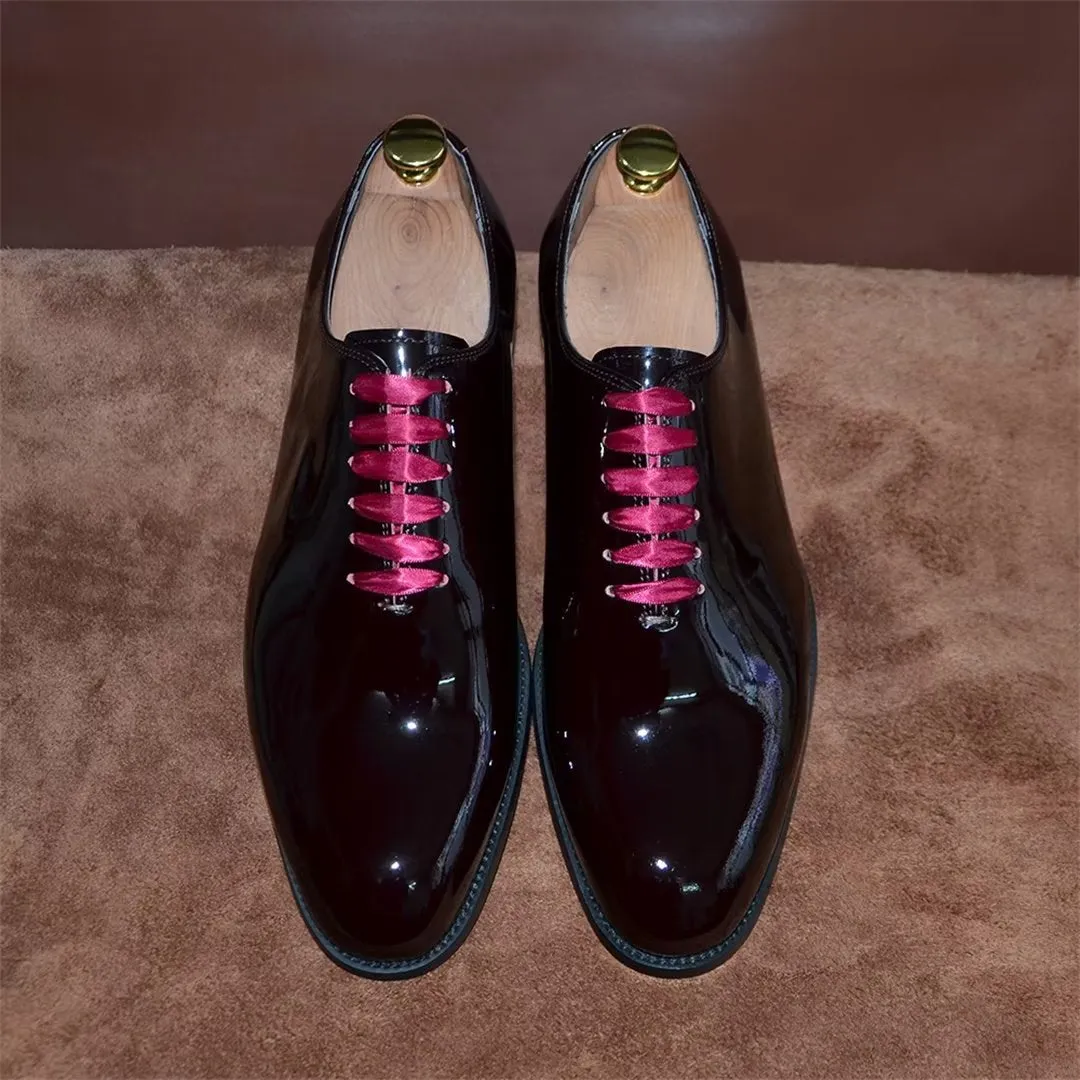 Diamoré Timeless Lace-Up Treasures