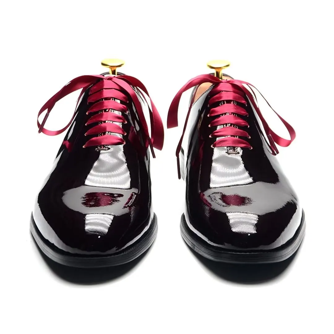 Diamoré Timeless Lace-Up Treasures