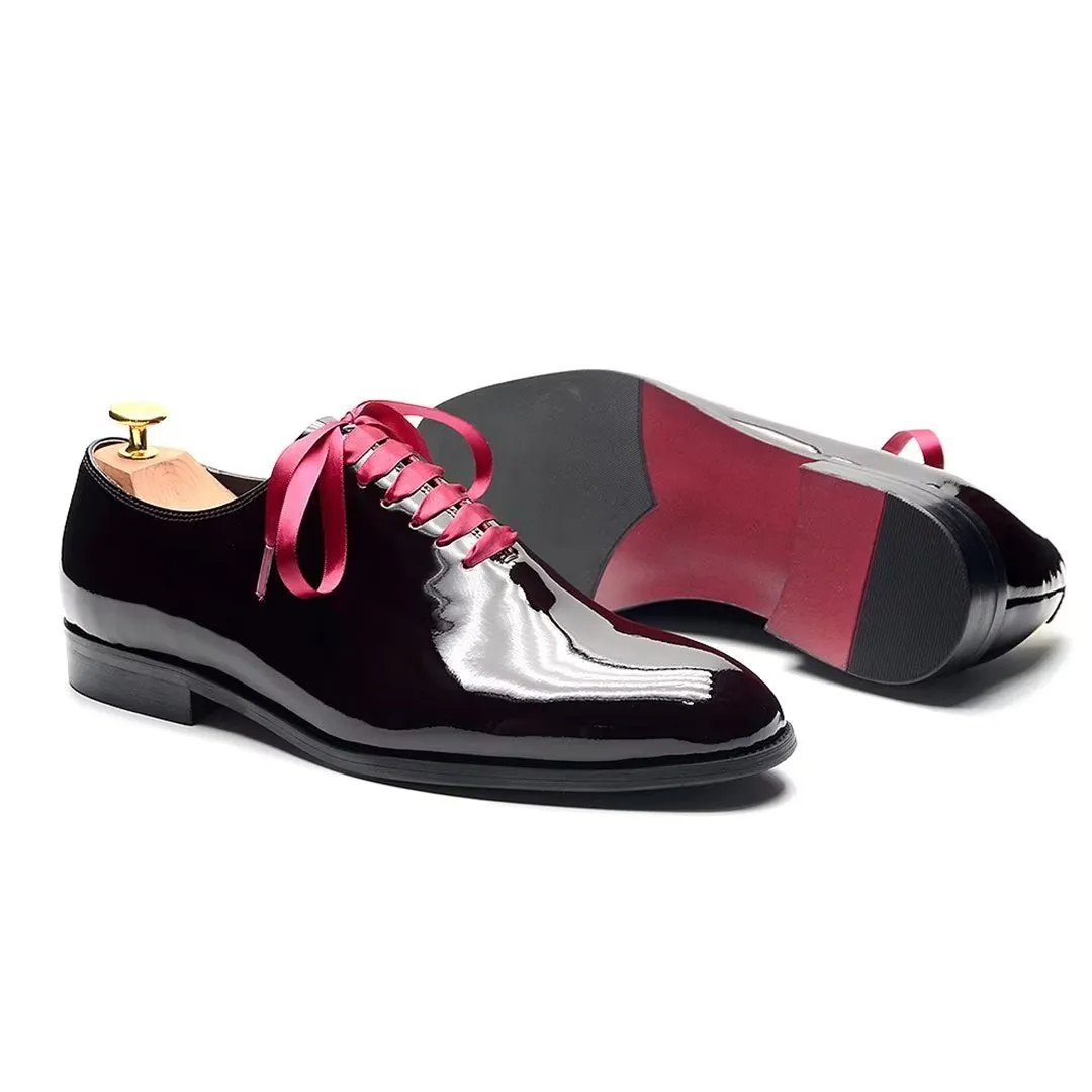 Diamoré Timeless Lace-Up Treasures