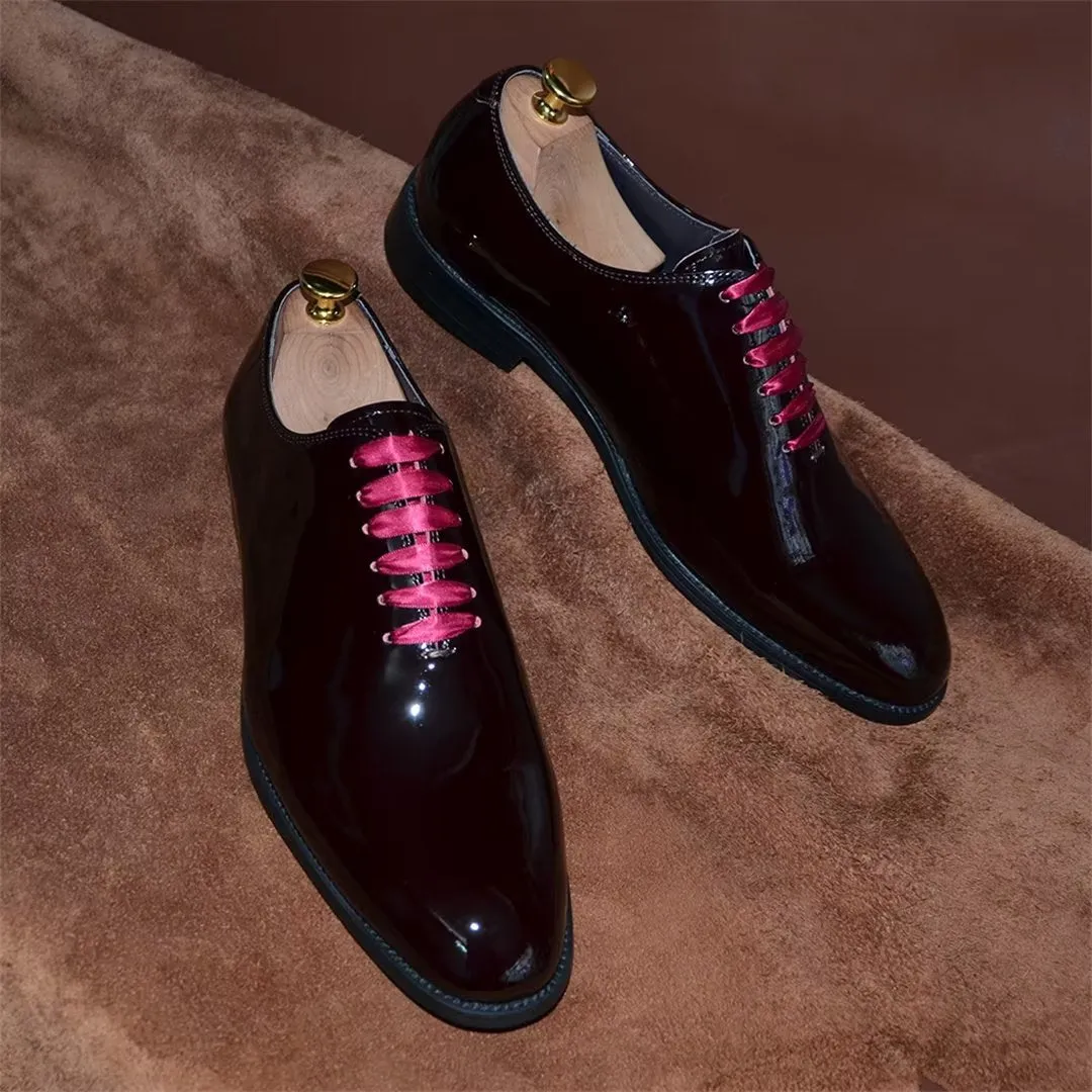 Diamoré Timeless Lace-Up Treasures