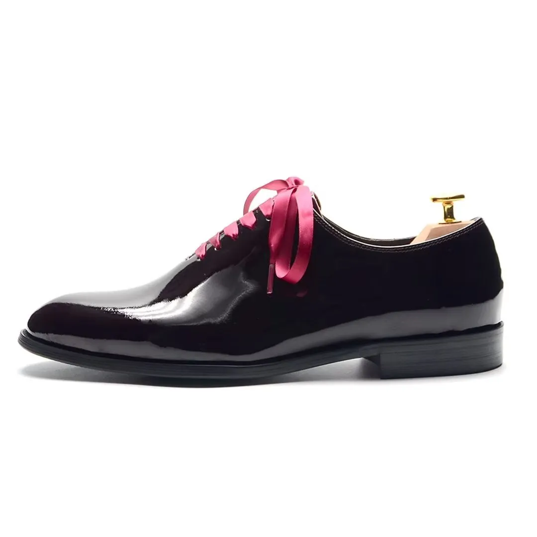 Diamoré Timeless Lace-Up Treasures