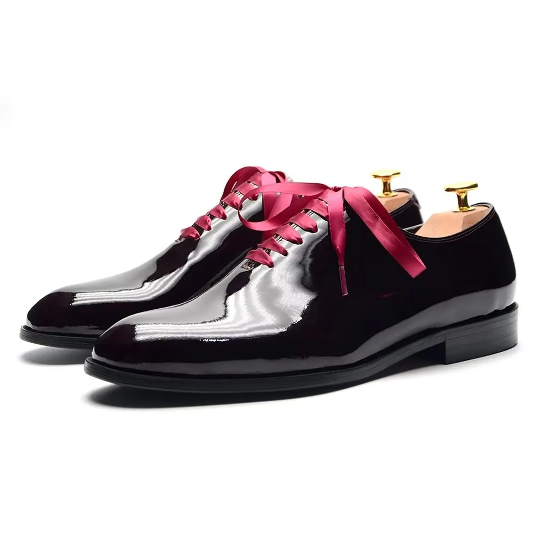 Diamoré Timeless Lace-Up Treasures