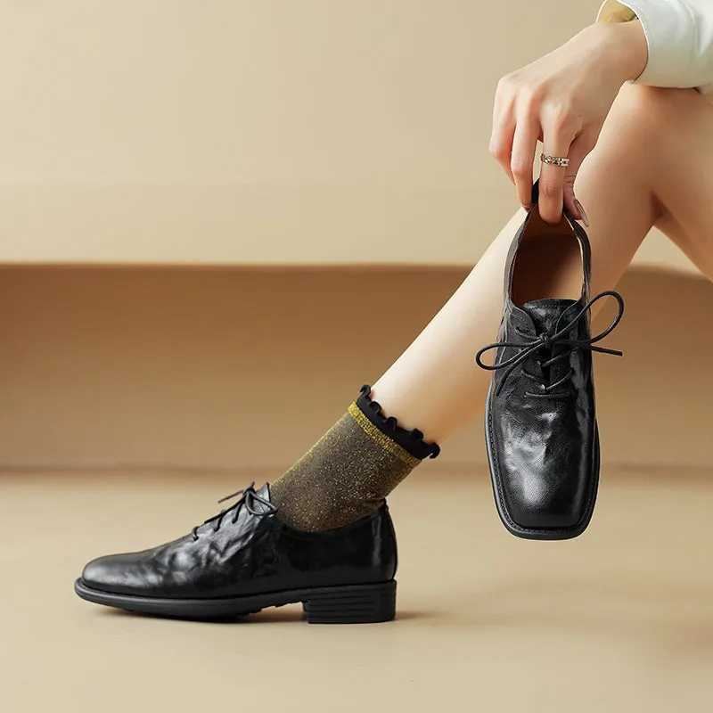 Retro Lace-Up Handmade Soft Leather Round Toe Oxford Shoes in Black/Brown