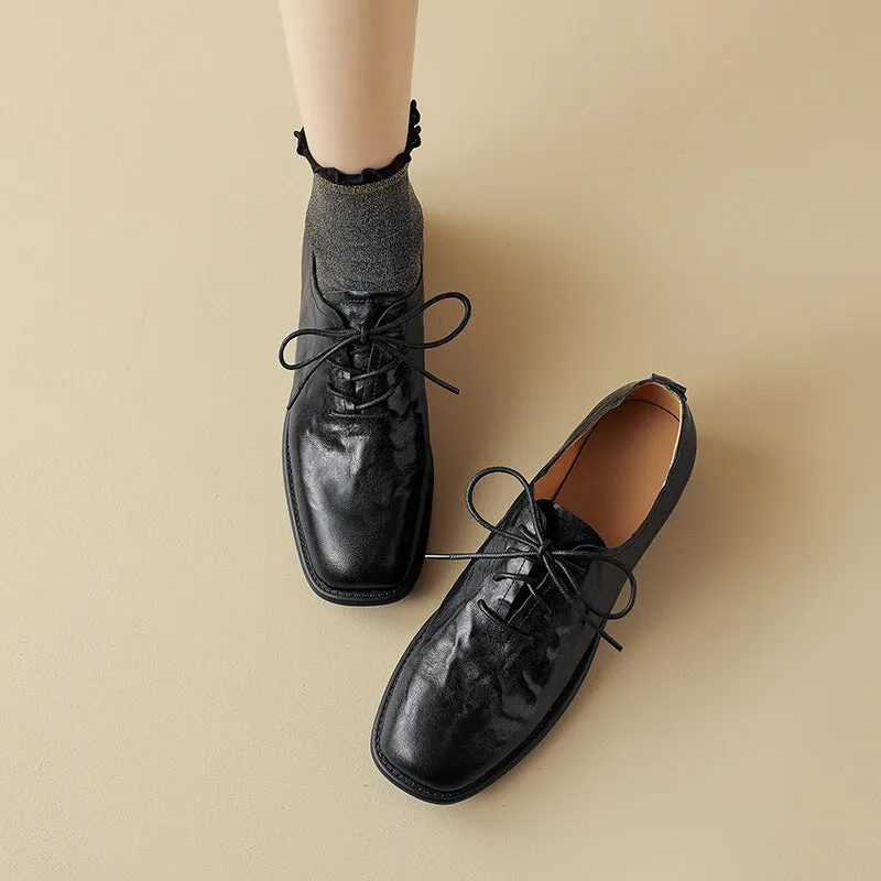 Retro Lace-Up Handmade Soft Leather Round Toe Oxford Shoes in Black/Brown