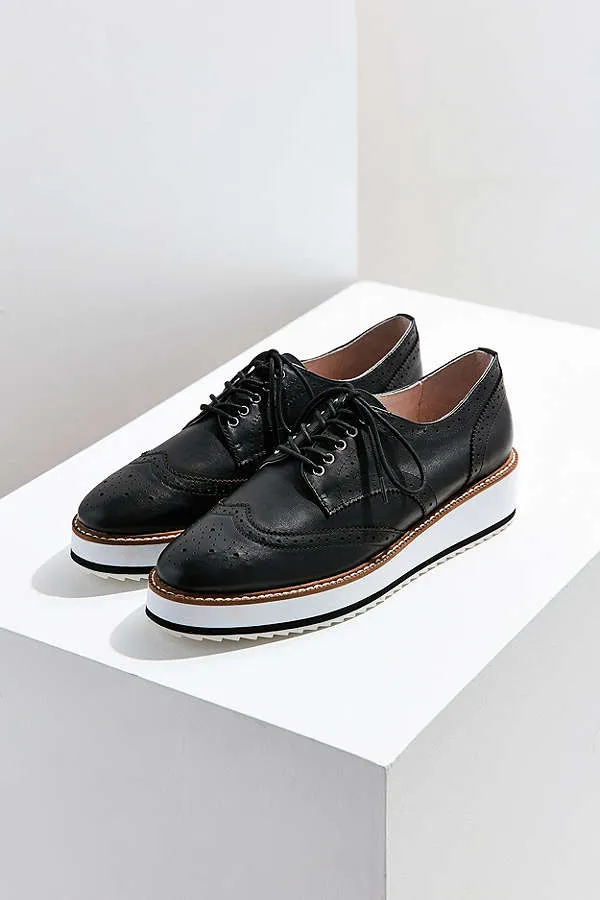 Shellys London Emma Black Leather Retro Platform Wingtip Leather Casual Oxford